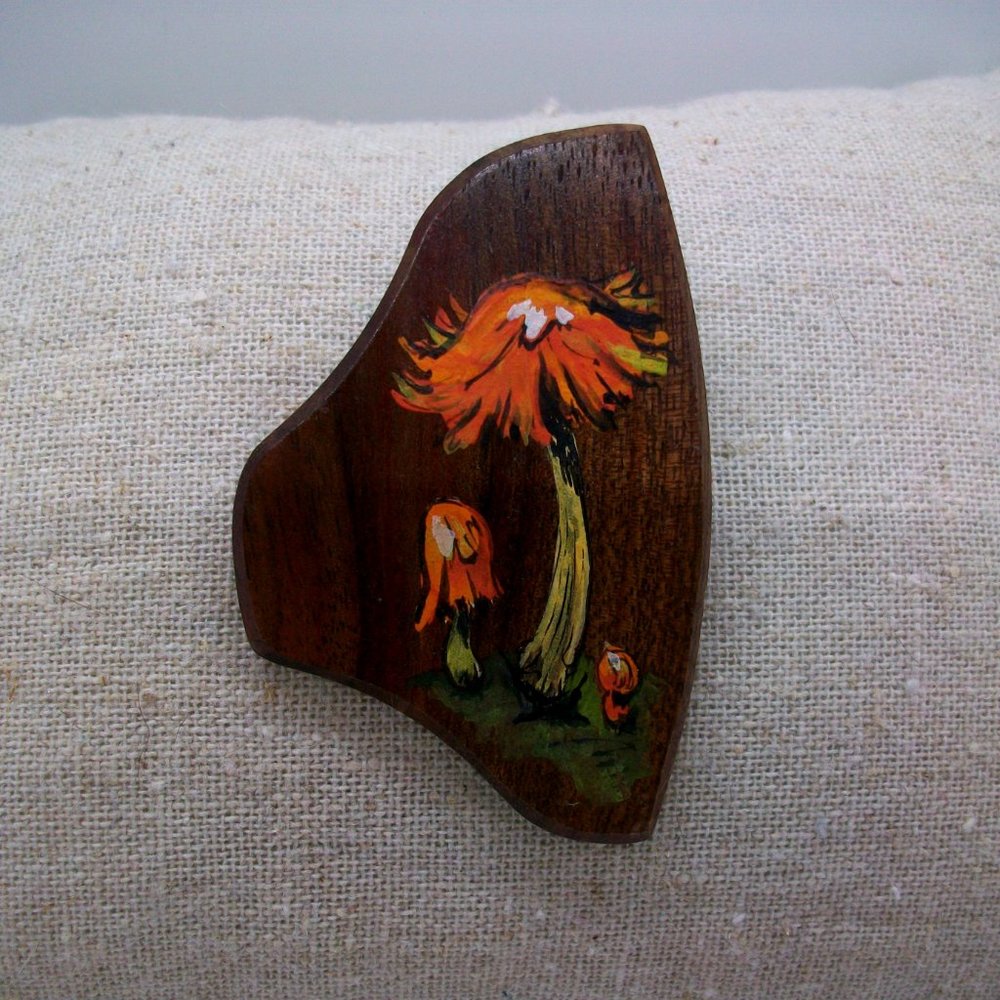Vintage Hand Painted Whimsical Mushrooms Natural Wood Brooch Pin Artist Signed